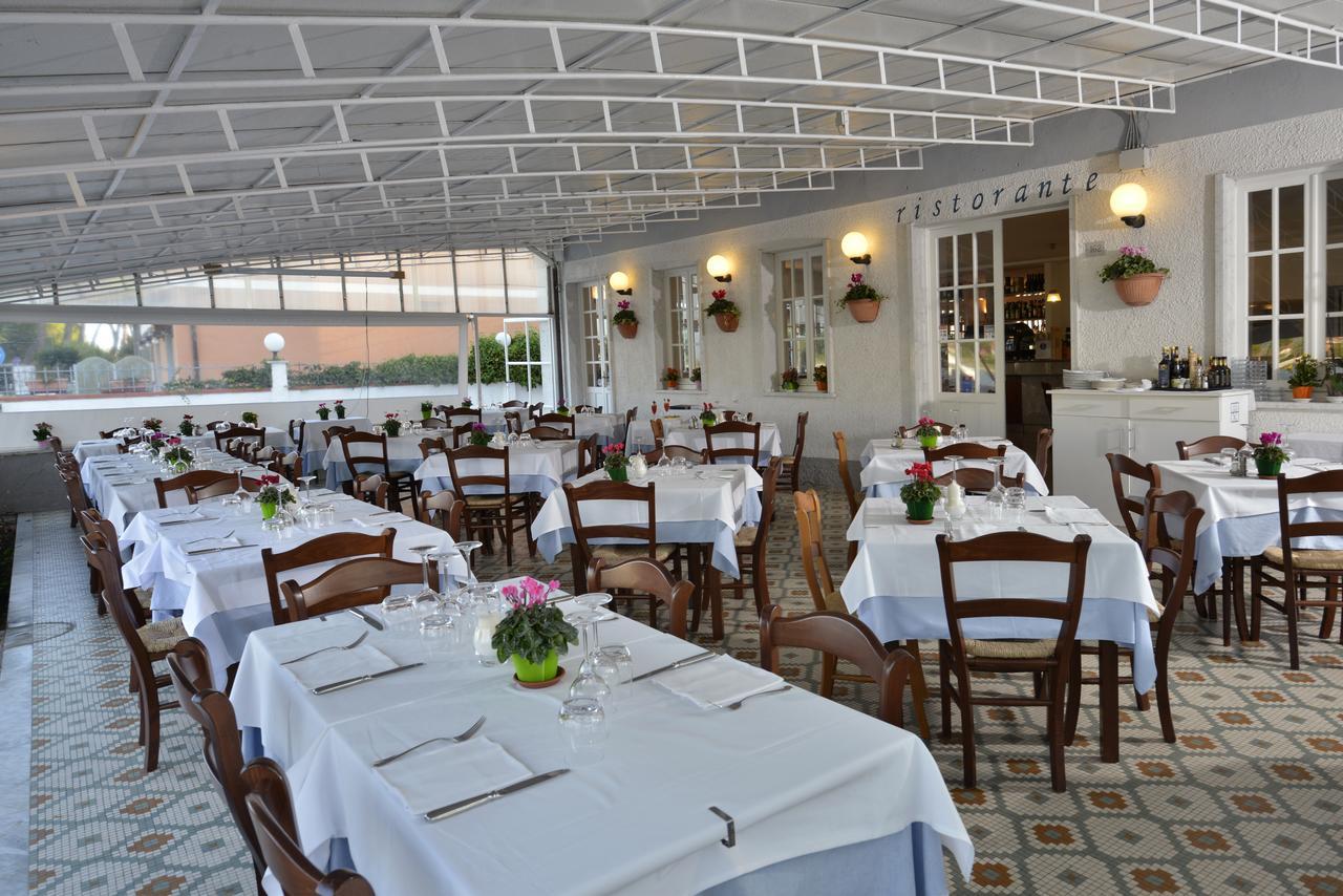 Hotel Garden Bocca Di Magra Exterior photo