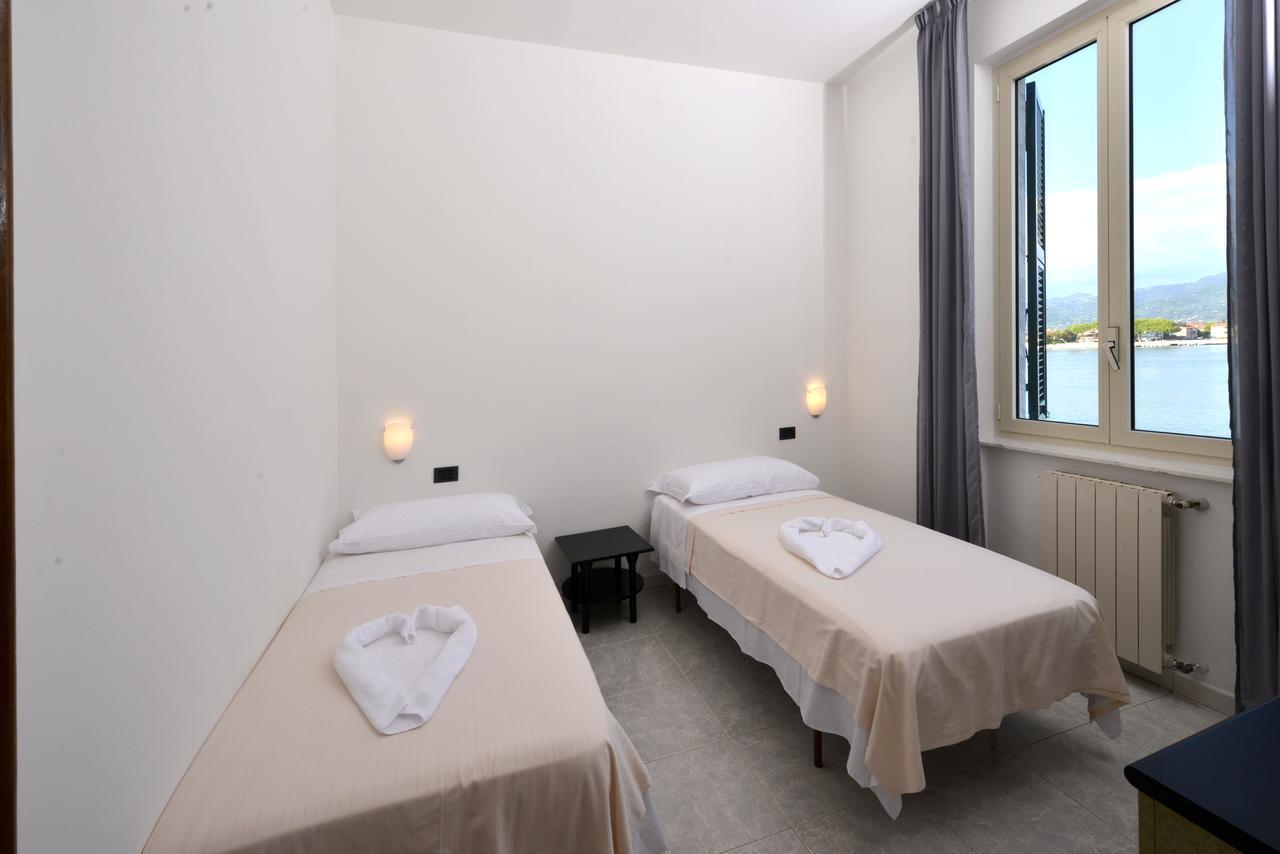 Hotel Garden Bocca Di Magra Exterior photo